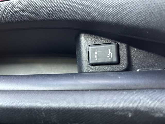 トヨタ アクア S 茨城県 2019(令1)年 7.6万km クリアエメラルドパールクリスタルシャイン ToyotaSafetySene/【PCS/LDA】/純正SDナビ/【AM/FM/CD/DVD/BT/フルセグ】/バックカメラ/ETC/前後ドラレコ/コーナーセンサー/ステアリングスイッチ/オートライト/オートハイビーム/保証書/取扱説明書