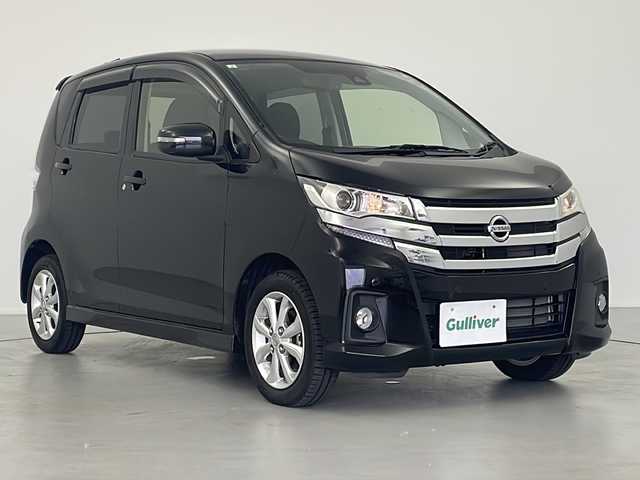 日産 デイズ 岐阜県 2019(平31)年 2.5万km ブラック 純正ナビ/（BT/フルセグ/CD/DVD/AUX）/衝突軽減ブレーキ/レーンキープアシスト/オートマチックハイビーム/ETC/スマートキー/プッシュスタート/革ステアリング/ステアリングスイッチ/純正アルミホイール/純正フロアマット/純正ドアバイザー/アイドリングストップ
