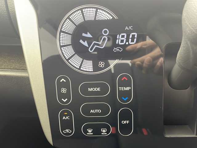 日産 デイズ ハイウェイスターX 岐阜県 2019(平31)年 2.5万km ブラック 純正ナビ/（BT/フルセグ/CD/DVD/AUX）/衝突軽減ブレーキ/レーンキープアシスト/オートマチックハイビーム/ETC/スマートキー/プッシュスタート/革ステアリング/ステアリングスイッチ/純正アルミホイール/純正フロアマット/純正ドアバイザー/アイドリングストップ