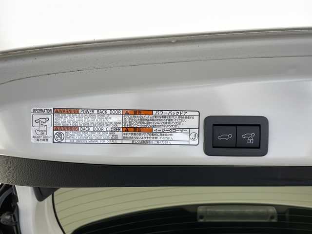 トヨタ ヤリスクロス ハイブリッド Z 長野県 2022(令4)年 5.5万km ホワイトパールクリスタルシャイン 4WD/純正メモリナビ/Blutooth/USB入力端子/全方位カメラ/ビルトインETC/追従式クルーズコントロール/ステアリングスイッチ/運転席パワーシート/前席シートヒーター/オートホールドブレーキ/電子パーキングブレーキ/前後コーナーセンサー/社外前後ドライブレコーダー/LTA/PCS/BSM/RCTA/PKSB/RSA/パワーバックドア/電動格納ウインカーミラー/ドアミラーヒーター/純正18インチアルミホイール装着/オートハイライト/オートライト/純正ドアバイザー/スマートキー/プッシュスタート