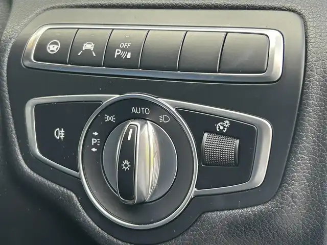 メルセデス・ベンツ Ｃ３５０ eアバンギャルド AMGライン 福岡県 2020(令2)年 4.5万km ダイヤモンドホワイト 黒革シート/サンルーフ/スペアキー/充電ケーブル/シートヒーター/ドライブレコーダー/Ａｐｐｌｅｃａｒｐｌａｙ/ａｎｄｒｏｉｄａｕｔｏ/ドアバイザー/レーダー/エアサスペンション/取扱説明書/ＬＥＤヘッドライト