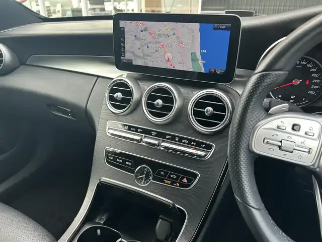 メルセデス・ベンツ Ｃ３５０ eアバンギャルド AMGライン 福岡県 2020(令2)年 4.5万km ダイヤモンドホワイト 黒革シート/サンルーフ/スペアキー/充電ケーブル/シートヒーター/ドライブレコーダー/Ａｐｐｌｅｃａｒｐｌａｙ/ａｎｄｒｏｉｄａｕｔｏ/ドアバイザー/レーダー/エアサスペンション/取扱説明書/ＬＥＤヘッドライト