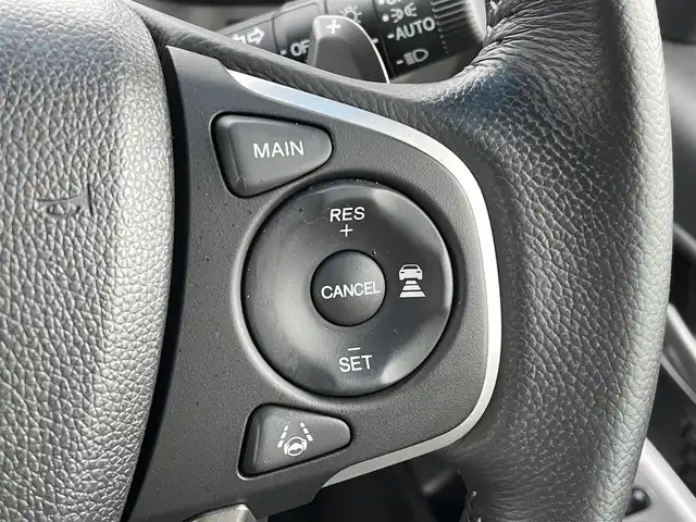 ホンダ ステップワゴン スパーダ クルスピセンシング 福岡県 2020(令2)年 2.6万km プラチナホワイトパール ホンダセンシング/衝突軽減/レーンアシスト/純正11.6インチフリップダウンモニター/純正９インチナビ（ＶＸＭ－２０７ＶＦＮｉ）/フルセグTV/CD/DVD/BT/applecarplay/バックカメラ/両側パワースライドドア/ハーフレザー/シートヒーター/レーダークルーズコントロール/パドルシフト/ETC2.0/オートライト/アイドリングストップ/わくわくゲート/オートライト/エンジンスターター