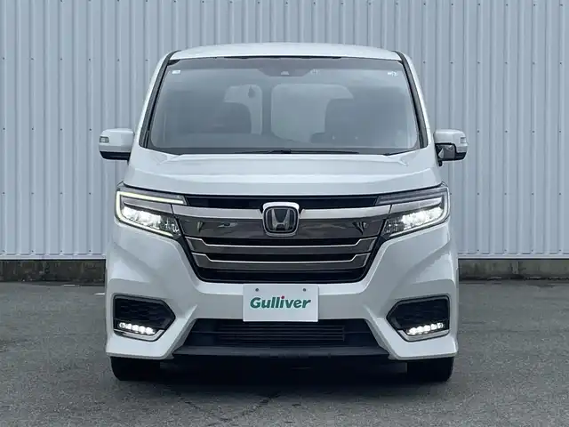 ホンダ ステップワゴン スパーダ クルスピセンシング 福岡県 2020(令2)年 2.6万km プラチナホワイトパール ホンダセンシング/衝突軽減/レーンアシスト/純正11.6インチフリップダウンモニター/純正９インチナビ（ＶＸＭ－２０７ＶＦＮｉ）/フルセグTV/CD/DVD/BT/applecarplay/バックカメラ/両側パワースライドドア/ハーフレザー/シートヒーター/レーダークルーズコントロール/パドルシフト/ETC2.0/オートライト/アイドリングストップ/わくわくゲート/オートライト/エンジンスターター