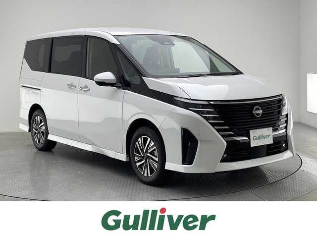 日産 セレナ e－パワー ハイウェイスター V 兵庫県 2025(令7)年 0.1千km プリズムホワイト 登録済未使用車/純正メモリナビ/（フルセグ/USB/Bluetooth/HDMI）/純正ディスプレイオーディオ/純正フリップダウンモニター/アラウンドビューミニター/ビルトインETC2.0/純正ミラー内蔵ドラレコ/インテリジェントルームミラー/ワイヤレス充電/両側パワースライドドア /LEDヘッドライト/LEDフォグ/ヘッドランプ オートレベライザー/アダプティブLEDヘッドライトシステム/純正16インチAW/プロパイロット/エマージェンシーブレーキ/コーナーセンサー/BSM/LKA/ACC/アドバンスドドライブアシストディスプレイ/6スピーカー/スペアキー