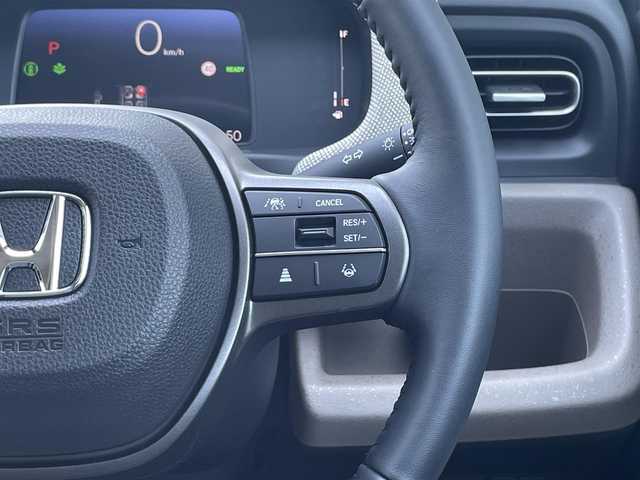 ホンダ フリード ハイブリット e:HEV AIR EX 東京都 2025(令7)年 0.1万km パール ワンオーナー/ホンダセンシング/・衝突軽減ブレーキ/・踏み間違い衝突軽減システム/・急アクセル抑制機能/・路外逸脱抑制機能/・歩行者事故低減ステアリング/・先行車発進お知らせ機能/・標識認識機能/・ブラインドスポットインフォメーション/・オートハイビーム/・アダプティブドライビングビーム/・パーキングセンサーシステム/ホンダディスプレイオーディオ/（BT/USB/HDMI/AppleCarPlay/AndoroidAuto）/バックカメラ/ETC/ハーフレザー/シートヒーター（D席/N席）/両側パワースライドドア/ドライブレコーダー/3列シート/LEDヘッドライト/保証書/取扱説明書/スペアキー