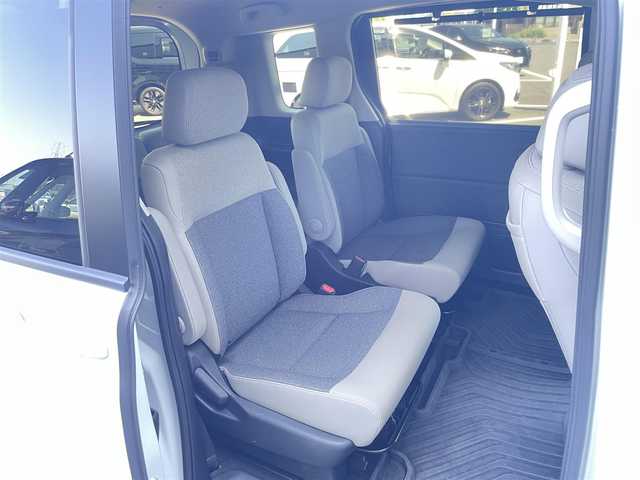 ホンダ フリード ハイブリット e:HEV AIR EX 東京都 2025(令7)年 0.1万km パール ワンオーナー/ホンダセンシング/・衝突軽減ブレーキ/・踏み間違い衝突軽減システム/・急アクセル抑制機能/・路外逸脱抑制機能/・歩行者事故低減ステアリング/・先行車発進お知らせ機能/・標識認識機能/・ブラインドスポットインフォメーション/・オートハイビーム/・アダプティブドライビングビーム/・パーキングセンサーシステム/ホンダディスプレイオーディオ/（BT/USB/HDMI/AppleCarPlay/AndoroidAuto）/バックカメラ/ETC/ハーフレザー/シートヒーター（D席/N席）/両側パワースライドドア/ドライブレコーダー/3列シート/LEDヘッドライト/保証書/取扱説明書/スペアキー