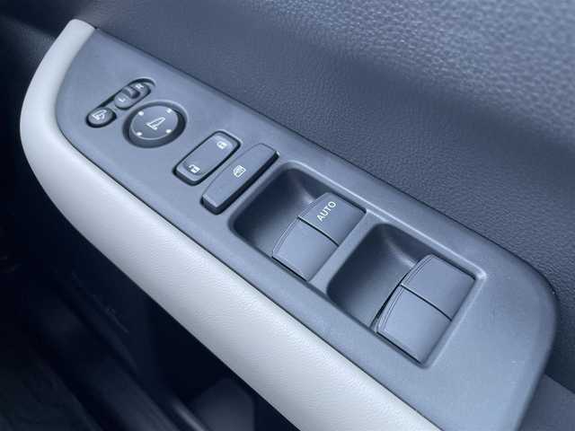 ホンダ フリード ハイブリット e:HEV AIR EX 東京都 2025(令7)年 0.1万km パール ワンオーナー/ホンダセンシング/・衝突軽減ブレーキ/・踏み間違い衝突軽減システム/・急アクセル抑制機能/・路外逸脱抑制機能/・歩行者事故低減ステアリング/・先行車発進お知らせ機能/・標識認識機能/・ブラインドスポットインフォメーション/・オートハイビーム/・アダプティブドライビングビーム/・パーキングセンサーシステム/ホンダディスプレイオーディオ/（BT/USB/HDMI/AppleCarPlay/AndoroidAuto）/バックカメラ/ETC/ハーフレザー/シートヒーター（D席/N席）/両側パワースライドドア/ドライブレコーダー/3列シート/LEDヘッドライト/保証書/取扱説明書/スペアキー