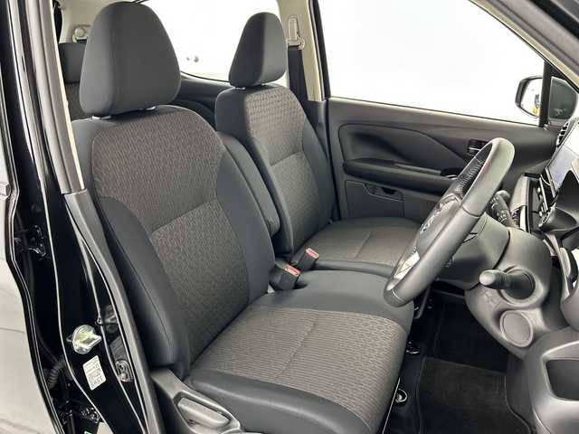 日産 デイズ ハイウェイスターX 愛知県 2024(令6)年 0.2万km ブラック 純正ナビ/・フルセグTV/・Bluetooth/・HDMI/・SD音楽録音/・AM/FM/アラウンドビューモニター/ドライブレコーダー/インテリジェントエマージェンシーブレーキ/車線逸脱警報/車線逸脱防止支援/先行車発進お知らせ機能/踏み間違い衝突防止アシスト/前方衝突予測警報/ふらつき警告/オートマチックハイビーム/LEDヘッドライト/フォグランプ/スマートキー