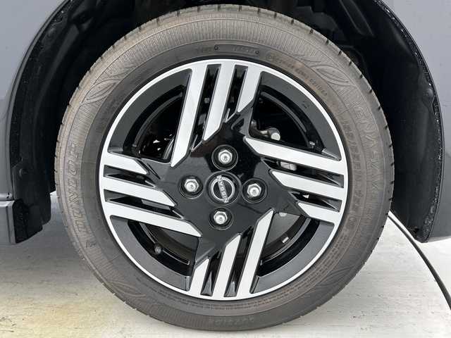 日産 デイズ ハイウェイスターX 愛知県 2024(令6)年 0.2万km ブラック 純正ナビ/・フルセグTV/・Bluetooth/・HDMI/・SD音楽録音/・AM/FM/アラウンドビューモニター/ドライブレコーダー/インテリジェントエマージェンシーブレーキ/車線逸脱警報/車線逸脱防止支援/先行車発進お知らせ機能/踏み間違い衝突防止アシスト/前方衝突予測警報/ふらつき警告/オートマチックハイビーム/LEDヘッドライト/フォグランプ/スマートキー