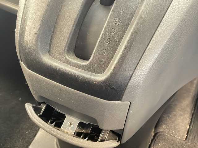 日産 ＮＶ２００バネット 16X－3R 岐阜県 2012(平24)年 14万km ブリリアントシルバー 純正ナビゲーション/Bluetooth/フルセグ視聴/バックモニター/ドライブレコーダー/ETC/HIDヘッドライト/ヘッドライトレベライザー/インテリジェントキー/スペアキー/プライバシーガラス/スライドサイドウインドウ/エンジンイモビライザー  /取扱説明書