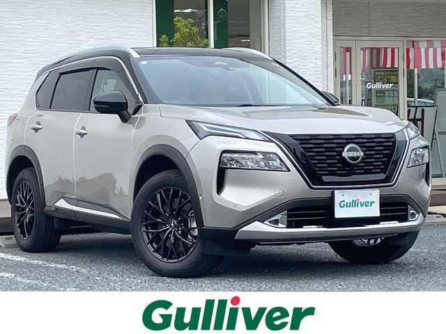 日産 エクストレイル G e－4ORCE 千葉県 2023(令5)年 2万km ベージュ サンルーフ　ブラウン革　ナビ　全方位カメラ　ＢＯＳＥサウンド　ＨＵＤ　２．０ＥＴＣ　ドラレコ　デジタルミラー　自動駐車　アップルカープレイ　電動リアドア　ＬＥＤライト　オートライト　１８インチＡＷ