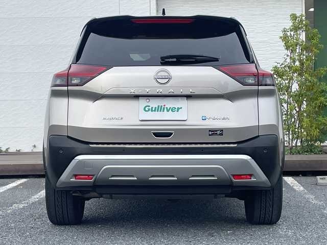 日産 エクストレイル G e－4ORCE 千葉県 2023(令5)年 2万km ベージュ サンルーフ　ブラウン革　ナビ　全方位カメラ　ＢＯＳＥサウンド　ＨＵＤ　２．０ＥＴＣ　ドラレコ　デジタルミラー　自動駐車　アップルカープレイ　電動リアドア　ＬＥＤライト　オートライト　１８インチＡＷ
