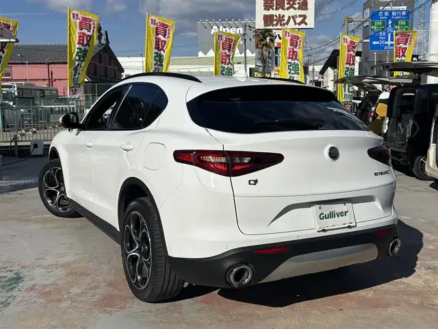 アルファロメオ ステルヴィオ 2.2ターボ ディーゼルQ4 スポーツPKG 京都府 2020(令2)年 3.4万km 白 ワンオーナー/33321キロ/ドライブレコーダー前後/ETC/メモリーナビ/バックカメラ/フルセグTV/ハーマンカードン/レーダークルーズ/メモリーシート123/シートヒーター/ステアリングヒーター/LEDヘットライト/USB/コーナーセンサー/保証書/説明書