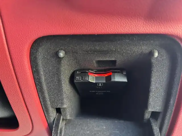 アルファロメオ ステルヴィオ 2.2ターボ ディーゼルQ4 スポーツPKG 京都府 2020(令2)年 3.4万km 白 ワンオーナー/33321キロ/ドライブレコーダー前後/ETC/メモリーナビ/バックカメラ/フルセグTV/ハーマンカードン/レーダークルーズ/メモリーシート123/シートヒーター/ステアリングヒーター/LEDヘットライト/USB/コーナーセンサー/保証書/説明書