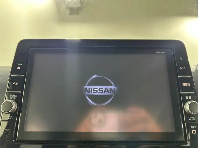 日産 デイズ HWS G ターボ プロパイロットED 佐賀県 2019(令1)年 1.2万km ホワイトパール 純正９型ナビ/(フルセグTV/CD/DVD/Bluetooth)/全方位カメラ/衝突軽減システム/レーンキープアシスト/コーナーセンサー/レーダークルーズコントロール/前後ドラレコ/純正アルミホイール/純正フロアマット/ＬＥＤヘッドライト/オートライト/フォグライト/ベンチシート/ステアリングリモコン/電動パーキングホールド/オートホールド/スマートキー/スペアキー×１/横滑り防止装置/盗難防止装置