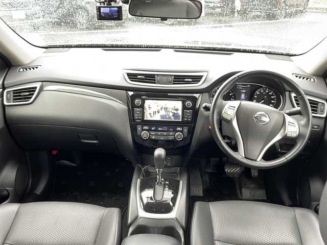 日産 エクストレイル ハイブリッド 20X エマージェンシーブレーキ 新潟県 2015(平27)年 8.6万km ダイヤモンドブラック 4WD/純正ナビ（BT/DTV/FM/AM/フルセグ）/前後ドライブレコーダー/前席シートヒーター/ステアリングスイッチ/夏冬タイヤ/ビルトインETC/電動格納ミラー/ウィンカーミラー