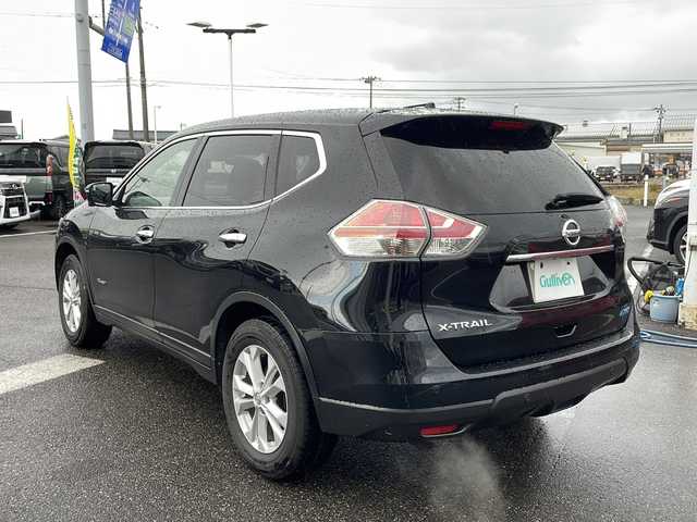 日産 エクストレイル ハイブリッド 20X エマージェンシーブレーキ 新潟県 2015(平27)年 8.6万km ダイヤモンドブラック 4WD/純正ナビ（BT/DTV/FM/AM/フルセグ）/前後ドライブレコーダー/前席シートヒーター/ステアリングスイッチ/夏冬タイヤ/ビルトインETC/電動格納ミラー/ウィンカーミラー