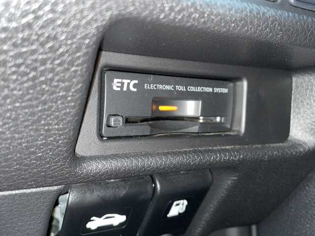 日産 エクストレイル ハイブリッド 20X エマージェンシーブレーキ 新潟県 2015(平27)年 8.6万km ダイヤモンドブラック 4WD/純正ナビ（BT/DTV/FM/AM/フルセグ）/前後ドライブレコーダー/前席シートヒーター/ステアリングスイッチ/夏冬タイヤ/ビルトインETC/電動格納ミラー/ウィンカーミラー