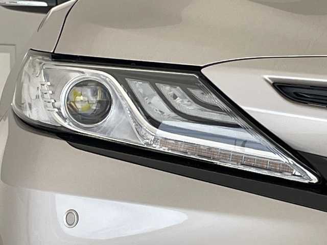 トヨタ カムリ WS 愛知県 2019(令1)年 2.9万km スティールブロンドM トヨタセーフティセンス/純正8型ナビ/レーダークルーズコントロール/バックカメラ/パワーシート/コーナーセンサー/純正アルミホイール/ETC2.0/ブラインドスポットモニター/LEDヘッドライト/パドルシフト/オートマチックハイビーム/ドライブレコーダー/CD DVD/Bluetooth/ステアリングスイッチ/スマートキー/プッシュスタート