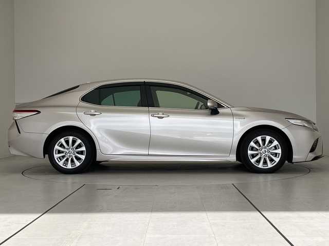 トヨタ カムリ WS 愛知県 2019(令1)年 2.9万km スティールブロンドM トヨタセーフティセンス/純正8型ナビ/レーダークルーズコントロール/バックカメラ/パワーシート/コーナーセンサー/純正アルミホイール/ETC2.0/ブラインドスポットモニター/LEDヘッドライト/パドルシフト/オートマチックハイビーム/ドライブレコーダー/CD DVD/Bluetooth/ステアリングスイッチ/スマートキー/プッシュスタート