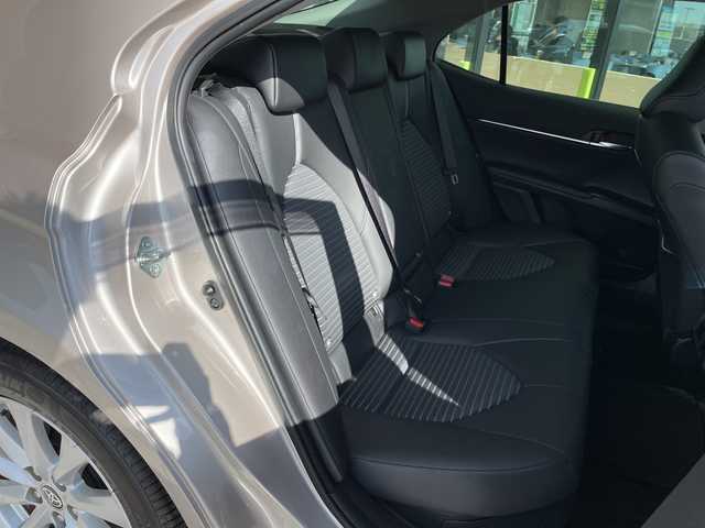 トヨタ カムリ WS 愛知県 2019(令1)年 2.9万km スティールブロンドM トヨタセーフティセンス/純正8型ナビ/レーダークルーズコントロール/バックカメラ/パワーシート/コーナーセンサー/純正アルミホイール/ETC2.0/ブラインドスポットモニター/LEDヘッドライト/パドルシフト/オートマチックハイビーム/ドライブレコーダー/CD DVD/Bluetooth/ステアリングスイッチ/スマートキー/プッシュスタート