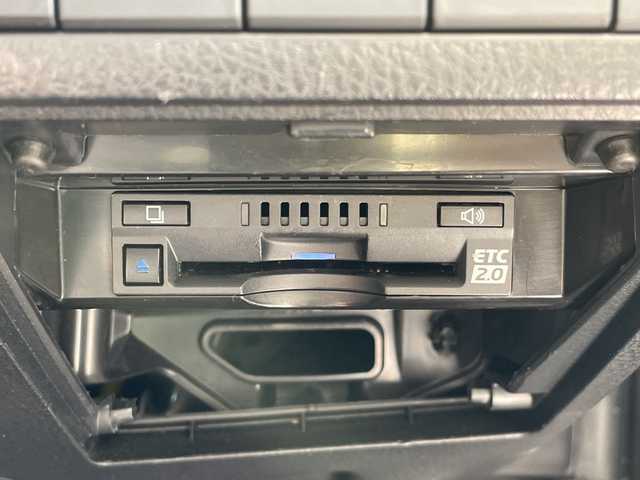 トヨタ カムリ WS 愛知県 2019(令1)年 2.9万km スティールブロンドM トヨタセーフティセンス/純正8型ナビ/レーダークルーズコントロール/バックカメラ/パワーシート/コーナーセンサー/純正アルミホイール/ETC2.0/ブラインドスポットモニター/LEDヘッドライト/パドルシフト/オートマチックハイビーム/ドライブレコーダー/CD DVD/Bluetooth/ステアリングスイッチ/スマートキー/プッシュスタート