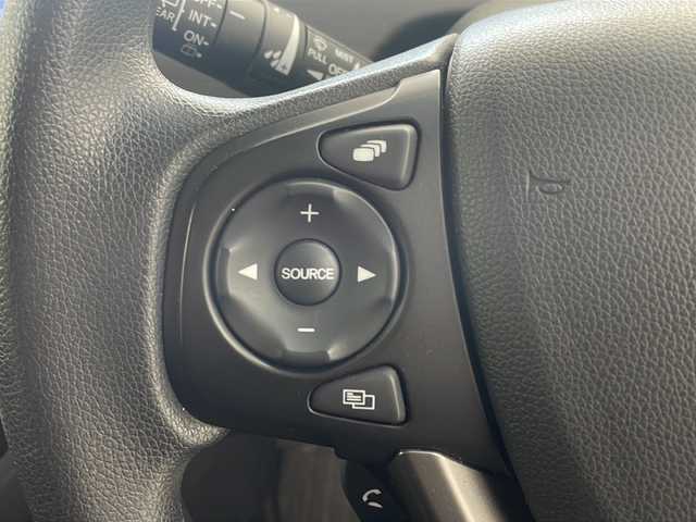 ホンダ フリード ハイブリット G ブラックスタイル 兵庫県 2024(令6)年 2万km プラチナホワイトパール ・純正9インチナビ/CD/DVD/Bluetooth/SD/TV/USB/・バックカメラ/・ビルトインETC/・両側パワースライドドア/・Honda　SENSING/・衝突軽減ブレーキ/・誤発進抑制機能/・歩行者事故低減ステアリング/・先行車発進お知らせ機能/・標識認識機能/・路外逸脱抑制機能/・アダプティブクルーズコントロール/・車線維持支援システム/・後方誤発進抑制機能/・前席シートヒーター/・純正15インチアルミホイール/・コンフォートビュー/・ドアミラーヒーター/・フロントワイパーデアイサー/・スマートキー/・ＬＥＤヘッドライト