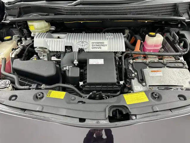 トヨタ プリウス S 千葉県 2012(平24)年 6.2万km ボルドーマイカメタリック 禁煙車/純正ナビ/・NSZT-W61G/・CD/DVD/BT/AUX/フルセグ/バックカメラ/スマートキー/スペアキー/ビルトインETC/HIDヘッドライト/オートライト/ステアリングスイッチ/純正15インチアルミホイール/サイド＆カーテンエアバッグ/横滑り防止装置/純正フロアマット