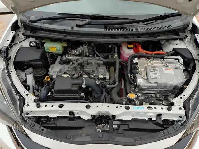 トヨタ アクア G G’s 新潟県 2014(平26)年 8.2万km ライムホワイトパールクリスタルシャイン (株)IDOMが運営する【じしゃロン新潟店】の自社ローン専用車両になります。/こちらは現金またはオートローンご利用時の価格です。自社ローンご希望の方は別途その旨お申付け下さい/純正SDナビ/FM/AM/CD/視聴可能/ワンセグTV視聴可能(走行中視聴可能)/Bluetooth/USB接続可能/バックカメラ/ETC/プッシュスタート/ハーフレザーシート/前方のみドライブレコーダー(品番：DRY-FH51)/純正フロアマット/電動格納ウィンカーミラー/フォグランプ/ECO/EVモード/スマートキー/スペアキー×１/取扱説明書