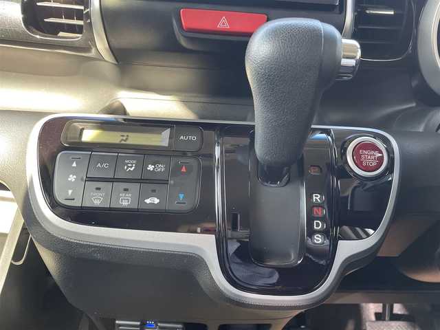 ホンダ Ｎ ＢＯＸ カスタム G ターボパッケージ 兵庫県 2013(平25)年 7.8万km プレミアムホワイトパール (株)IDOMが運営する【じしゃロン西宮店】の自社ローン専用車両になります。こちらは現金またはオートローンご利用時の価格です。自社ローンご希望の方は別途その旨お申付け下さい/＊ETC/＊バックカメラ/＊パワステ/＊パワーウィンドウ/＊クルーズコントロールあり/＊フルセグ/＊ドラレコ付き/＊両側パワスラ/＊横滑り防止装置/＊オートライト