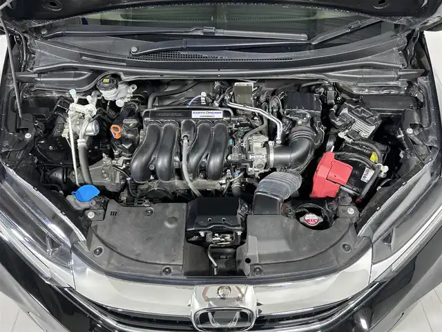 ホンダ シャトル G ホンダセンシング 佐賀県 2021(令3)年 4万km クリスタルブラックパール 純正7インチナビ/CD/DVD/ワンセグTV/Bluetooth/バックカメラ/衝突軽減システム/レーダークルーズコントロール/レーンアシスト/オートライト/先行者発進告知/ロードサインアシスト/LEDヘッドライト/フォグライト/ビルトインETC/ISOFIXシート/フロアマット/スマートキー/スペアキー/電動格納ミラー/禁煙車/ステアリングスイッチ/ウィンカーミラー