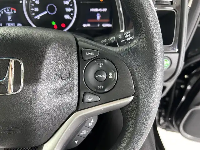ホンダ シャトル G ホンダセンシング 佐賀県 2021(令3)年 4万km クリスタルブラックパール 純正7インチナビ/CD/DVD/ワンセグTV/Bluetooth/バックカメラ/衝突軽減システム/レーダークルーズコントロール/レーンアシスト/オートライト/先行者発進告知/ロードサインアシスト/LEDヘッドライト/フォグライト/ビルトインETC/ISOFIXシート/フロアマット/スマートキー/スペアキー/電動格納ミラー/禁煙車/ステアリングスイッチ/ウィンカーミラー