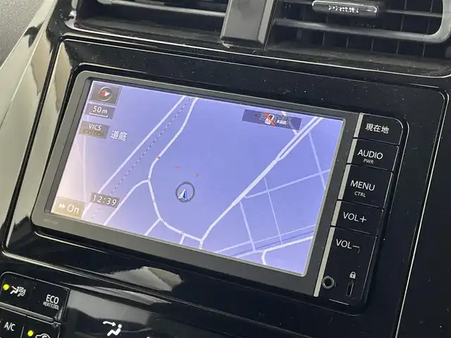 トヨタ プリウス S 埼玉県 2016(平28)年 3万km グレーメタリック エアロ　純正ナビ　バックカメラ　レーダークルーズコントロール　純正アルミホイール　純正フロアマット　ＣＤ　ＤＶＤ　Ｂｌｕｅｔｏｏｔｈ　地デジフルセグＴＶ　スマートキー　オートライト　ＬＥＤヘッドライト