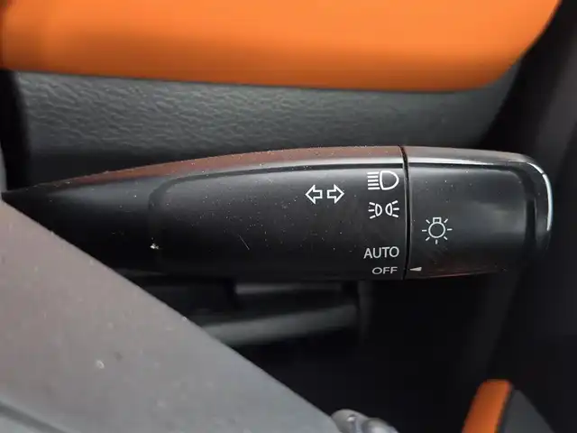 マツダ フレア クロスオーバー XS 鹿児島県 2018(平30)年 7万km パッションオレンジ ホワイト2トーン ＥＴＣ　/シートヒーター　/Ｂｌｕｅｔｏｏｔｈオーディオ　/ＫＥＮＥＯＯＤ製ＳＤナビ　/デュアルカメラブレーキサポート　/レーダーブレーキサポート　/マルチリフレクターフォグランプ　/ＬＥＤヘッドライト/フルセグテレビ/プッシュスタート/スマートキー/横滑り防止装置/純正アルミホイール(16インチ)