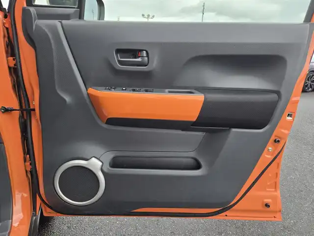 マツダ フレア クロスオーバー XS 鹿児島県 2018(平30)年 7万km パッションオレンジ ホワイト2トーン ＥＴＣ　/シートヒーター　/Ｂｌｕｅｔｏｏｔｈオーディオ　/ＫＥＮＥＯＯＤ製ＳＤナビ　/デュアルカメラブレーキサポート　/レーダーブレーキサポート　/マルチリフレクターフォグランプ　/ＬＥＤヘッドライト/フルセグテレビ/プッシュスタート/スマートキー/横滑り防止装置/純正アルミホイール(16インチ)
