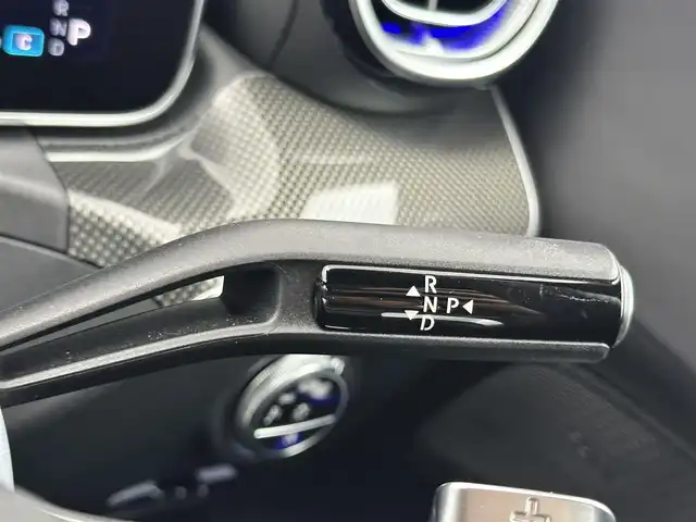メルセデス・ベンツ Ｃ２００ アバンギャルド AMGライン 愛知県 2022(令4)年 0.9万km 白 １オーナー　/ナビ　/全方位カメラ　/サンルーフ　/置くだけ充電　/追従クルコン　/パワーシート　/シートヒーター　/レザー調シート　/ＥＴＣ２．０　/ＨＵＤ　/ＢＳＭ　/前後ドラレコ　/アルミホイール　/ＬＥＤ　/保証書　/取説