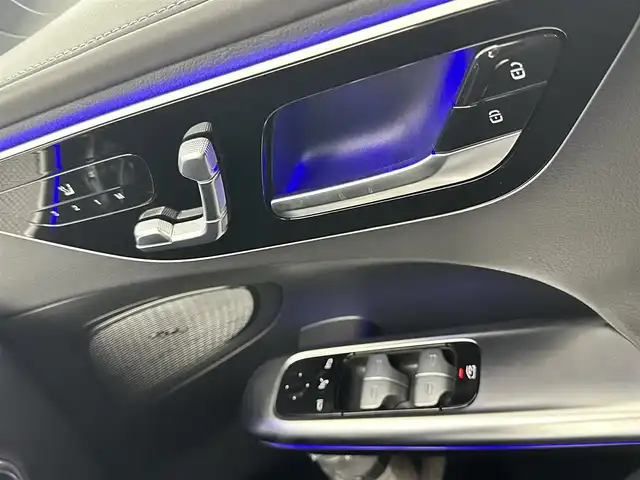 メルセデス・ベンツ Ｃ２００ アバンギャルド AMGライン 愛知県 2022(令4)年 0.9万km 白 １オーナー　/ナビ　/全方位カメラ　/サンルーフ　/置くだけ充電　/追従クルコン　/パワーシート　/シートヒーター　/レザー調シート　/ＥＴＣ２．０　/ＨＵＤ　/ＢＳＭ　/前後ドラレコ　/アルミホイール　/ＬＥＤ　/保証書　/取説