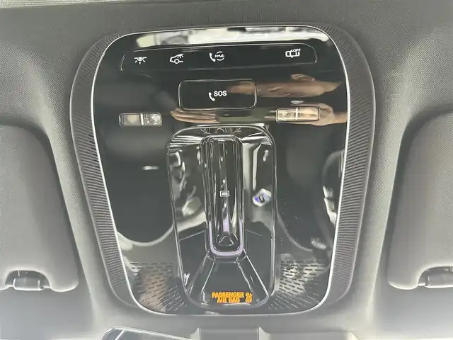 メルセデス・ベンツ Ｃ２００ アバンギャルド AMGライン 愛知県 2022(令4)年 0.9万km 白 １オーナー　/ナビ　/全方位カメラ　/サンルーフ　/置くだけ充電　/追従クルコン　/パワーシート　/シートヒーター　/レザー調シート　/ＥＴＣ２．０　/ＨＵＤ　/ＢＳＭ　/前後ドラレコ　/アルミホイール　/ＬＥＤ　/保証書　/取説