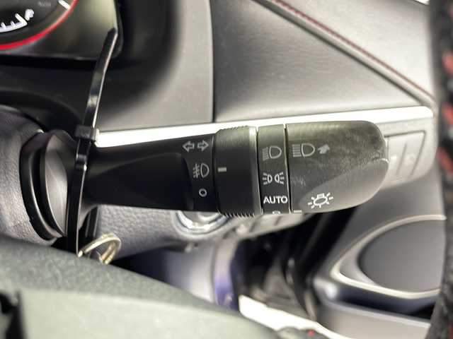 トヨタ ハリアー プログレス 沖縄県 2019(令1)年 3.1万km スパークリングブラックパールクリスタルシャイン 禁煙車/メーカーオプションナビ　/(CD/DVD/Bluetooth/AUXフルセグTV)/+ＪＢＬプレミアムサウンドシステム/全方位カメラ　/三眼ＬＥＤヘッドライト　/パワーバックドア　/プリクラッシュ　/レーダークルーズコントロール　/ステアリングリモコン/革巻きステアリング/電子パーキングブレーキ