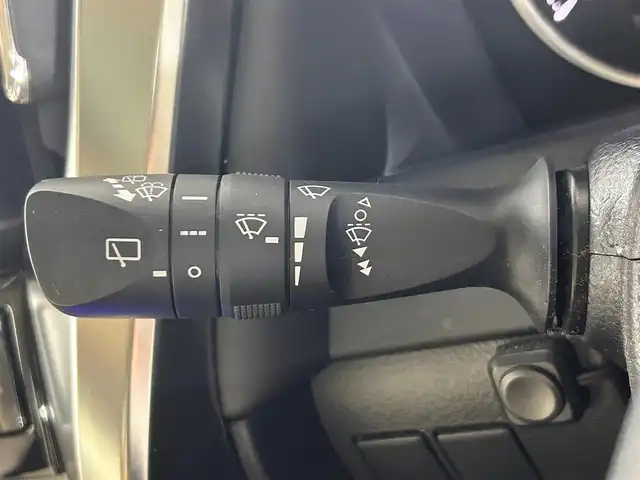 トヨタ ヴェルファイア X 佐賀県 2017(平29)年 7.4万km ホワイトパールクリスタルシャイン 純正８インチナビ/(フルセグTV/CD/DVD/BT/SD録音/AM・FM)/フリップダウンモニター/ツインサンルーフ/バックカメラ/TRD２０インチアルミホイール/両側パワースライドドア/コーナーセンサー/オートブレーキホールド/純正LEDヘッドライト/オートライト/フォグライト/マニュアル付きオートマチック/フロアマット/スマートキー
