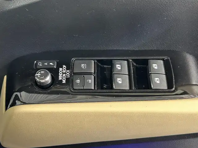トヨタ ヴェルファイア X 佐賀県 2017(平29)年 7.4万km ホワイトパールクリスタルシャイン 純正８インチナビ/(フルセグTV/CD/DVD/BT/SD録音/AM・FM)/フリップダウンモニター/ツインサンルーフ/バックカメラ/TRD２０インチアルミホイール/両側パワースライドドア/コーナーセンサー/オートブレーキホールド/純正LEDヘッドライト/オートライト/フォグライト/マニュアル付きオートマチック/フロアマット/スマートキー