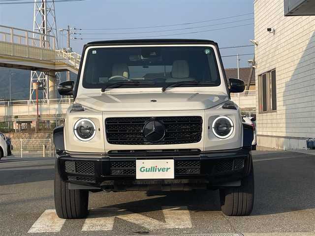 メルセデス・ベンツ ゲレンデヴァーゲン Ｇ４００ｄ マヌファクトゥーアエディション 山口県 2021(令3)年 2.4万km パール 特別仕様車/AMGライン/ラグジュアリーパッケージ/ワンオーナー/純正ナ12.3インチワイドディスプレイナビ/360°カメラ・パークトロニック/Burmestarサラウンドサウンドシステム/サンルーフ/エクスクルーシブナッパレザーシート/グロスブラックＡＭＧマルチスポーク20インチAW/前席シートヒータープラス・前席ベンチレーション・前席リラクゼーション機能付/ドライビングダイナミックシート［前席］/電動ランバーサポート［前席］/本革巻きウッドステアリング/前席／後席シートヒーター/レーダーセーフティパッケージ/アンビエントライト(64色)/ビルトインETC/電動ステップ