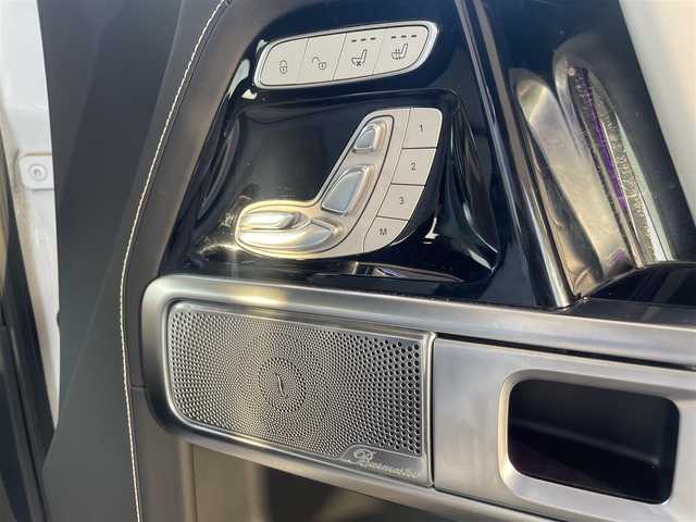メルセデス・ベンツ ゲレンデヴァーゲン Ｇ４００ｄ マヌファクトゥーアエディション 山口県 2021(令3)年 2.4万km パール 特別仕様車/AMGライン/ラグジュアリーパッケージ/ワンオーナー/純正ナ12.3インチワイドディスプレイナビ/360°カメラ・パークトロニック/Burmestarサラウンドサウンドシステム/サンルーフ/エクスクルーシブナッパレザーシート/グロスブラックＡＭＧマルチスポーク20インチAW/前席シートヒータープラス・前席ベンチレーション・前席リラクゼーション機能付/ドライビングダイナミックシート［前席］/電動ランバーサポート［前席］/本革巻きウッドステアリング/前席／後席シートヒーター/レーダーセーフティパッケージ/アンビエントライト(64色)/ビルトインETC/電動ステップ