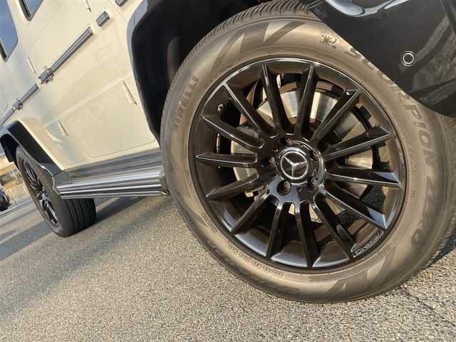 メルセデス・ベンツ ゲレンデヴァーゲン Ｇ４００ｄ マヌファクトゥーアエディション 山口県 2021(令3)年 2.4万km パール 特別仕様車/AMGライン/ラグジュアリーパッケージ/ワンオーナー/純正ナ12.3インチワイドディスプレイナビ/360°カメラ・パークトロニック/Burmestarサラウンドサウンドシステム/サンルーフ/エクスクルーシブナッパレザーシート/グロスブラックＡＭＧマルチスポーク20インチAW/前席シートヒータープラス・前席ベンチレーション・前席リラクゼーション機能付/ドライビングダイナミックシート［前席］/電動ランバーサポート［前席］/本革巻きウッドステアリング/前席／後席シートヒーター/レーダーセーフティパッケージ/アンビエントライト(64色)/ビルトインETC/電動ステップ