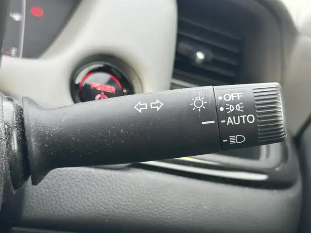 ホンダ フィット e:HEV RS 愛知県 2023(令5)年 3万km グレー 純正ナビ/　【BT/地デジTV/USB】/ホンダセンシング/・衝突軽減ブレーキ/・先行車発信お知らせ/・歩行者事故低減ステアリング/・路外逸脱抑制機能/・標識認識/・アダプティブクルーズコントロール/・車線維持支援/純正LEDヘッドライト/純正16インチAW/バックカメラ/ビルトインETC/パドルシフト/バックカメラ/ビルトインETC2.0/ドライブモードセレクター/電動パーキングブレーキ