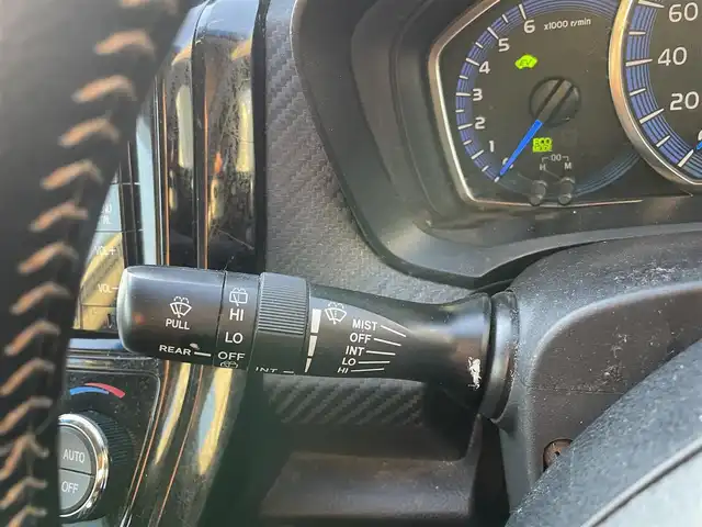 トヨタ カローラ フィールダー HV G エアロツアラー W×B 千葉県 2014(平26)年 12.8万km ホワイトパールクリスタルシャイン ユーザー買取車両/純正7インチナビ/・フルセグ/BT/DVD/CD/バックカメラ/ステアリングスイッチ/ETC/LEDヘッドライト/オートライト/フォグライト/スマートキー/プッシュスタート/純正フロアマット/純正15インチAW/電動格納ミラー