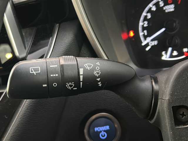 トヨタ カローラツーリング ハイブリッド S 栃木県 2020(令2)年 5.4万km スカーレットメタリック 純正ナビ/Ｂｌｕｅｔｏｏｔｈ/前後ドライブレコーダー/バックカメラ/クルーズコントロール/レーンキープアシスト/電格ミラー/ＥＴＣ/純正ナビ/純正フロアマット/シートヒーター/ステアリングヒーター/電格ミラー/USB入力端子/ABS/横滑り防止機能/コーナーセンサー/盗難防止装置/LEDヘッドライト/純正アルミホイール