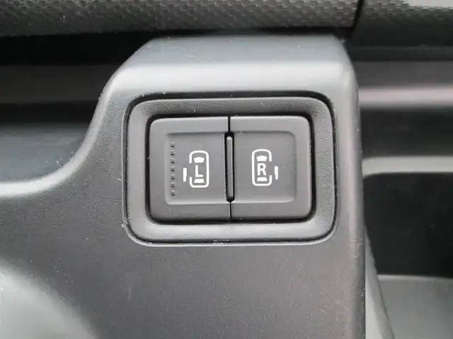 スズキ ソリオ バンディット HV MV Dカメラ ブレーキS 千葉県 2016(平28)年 5.2万km ピュアホワイトP ワンオーナー/社外8インチナビ、フルセグTV/バックカメラ/オーディオ【CD/DVD/SD/BT/MSV】/デュアルカメラブレーキサポート/両側パワースライドドア/HIDヘッドライト/純正15インチアルミホイール/ウィンカードアミラー/コーナーセンサー/運転席シートヒーター/ドライブレコーダー/ETC/アイドリングストップ/ステアリングスイッチ/スマートキー/H28/29/30/R1/3/5年整備記録