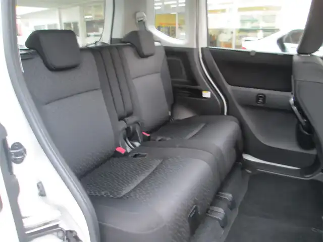 スズキ ソリオ バンディット HV MV Dカメラ ブレーキS 千葉県 2016(平28)年 5.2万km ピュアホワイトP ワンオーナー/社外8インチナビ、フルセグTV/バックカメラ/オーディオ【CD/DVD/SD/BT/MSV】/デュアルカメラブレーキサポート/両側パワースライドドア/HIDヘッドライト/純正15インチアルミホイール/ウィンカードアミラー/コーナーセンサー/運転席シートヒーター/ドライブレコーダー/ETC/アイドリングストップ/ステアリングスイッチ/スマートキー/H28/29/30/R1/3/5年整備記録